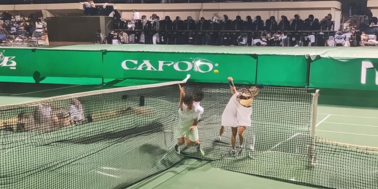 樊振东4比2逆转晋级决赛 雷军卢伟冰王腾发文祝贺