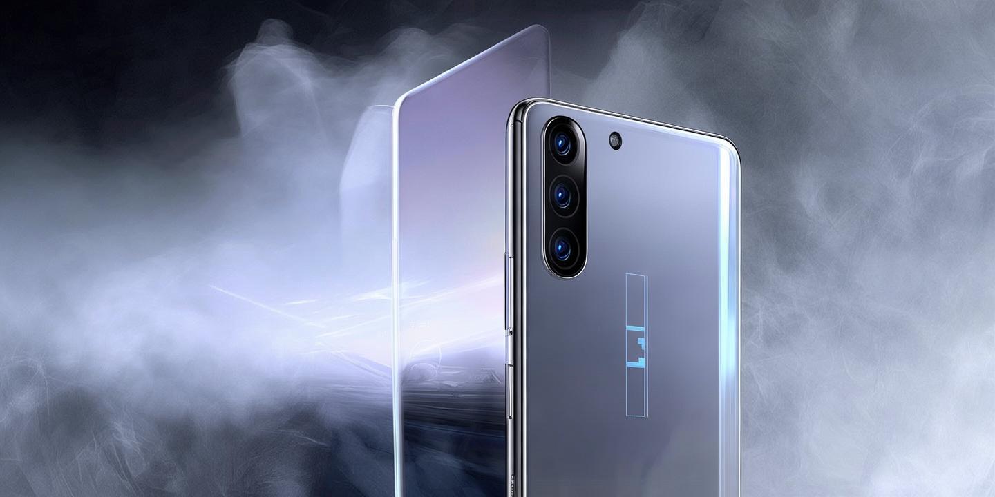 小米17 Max无背屏徕卡2亿三摄 全能大屏旗舰来袭插图 小米17 Max无背屏徕卡2亿三摄 全能大屏旗舰来袭