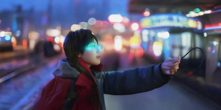 史上最长春节假期接近尾声 充电器一拔又是一年游子返程心声