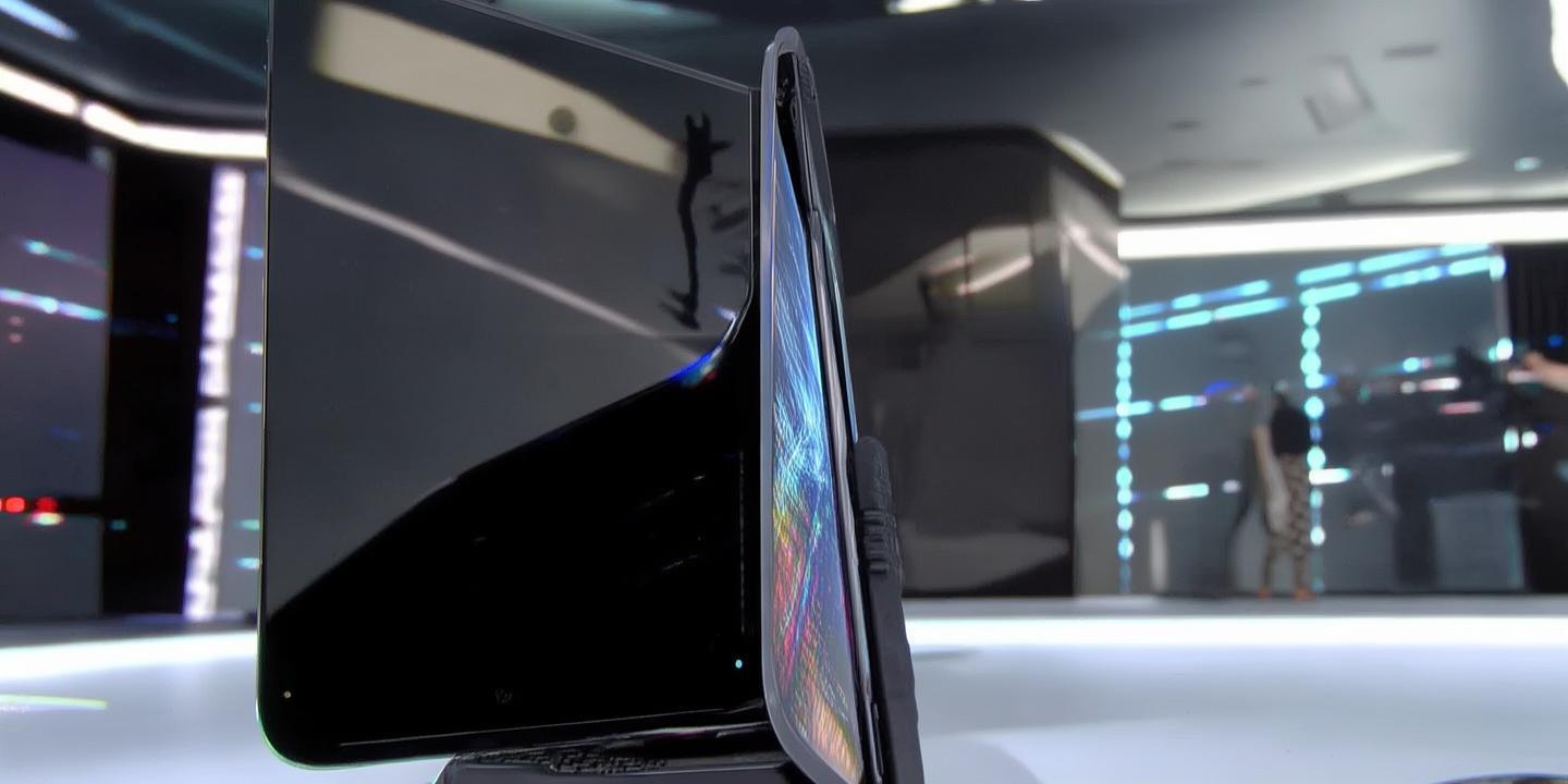 moto Razr Fold正式发布 大折叠屏新旗舰参数全面升级