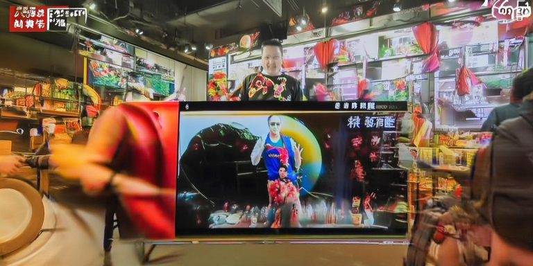 400元付费连麦爆满勇哥餐饮直播如何带火倒闭店铺