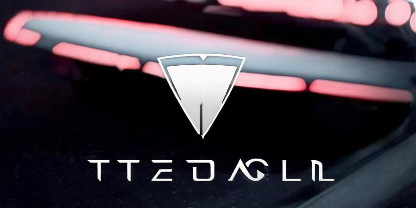 特斯拉Roadster新商标曝光 三角盾牌竖线设计彰显超跑魅力